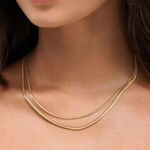 Elegant Gold Necklace for Women